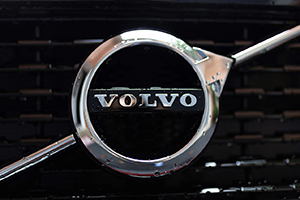 Volvo Partners with Energy Companies to Develop Hybrid Vehicles